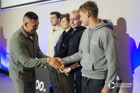 WUD_Szczecin_26_hackaton_-4.jpg